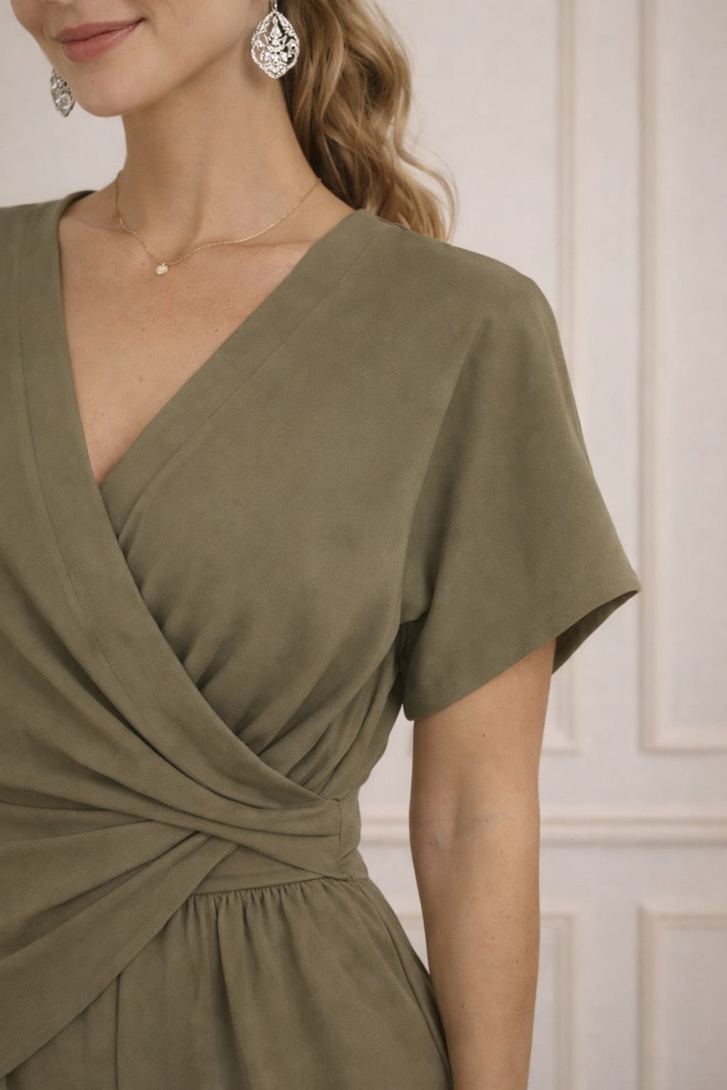 VALYNEA | MONO ELEGANTE